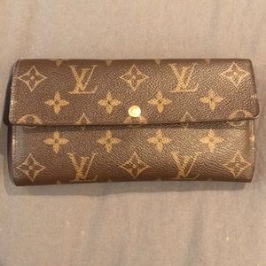 Authentic Louis Vuitton wallet